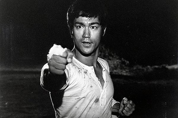Esta es la única pelea real de Bruce Lee registrada en video-0